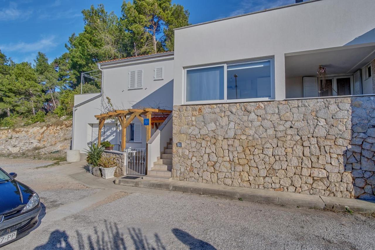 Apartments Zerjav Mali Losinj Ngoại thất bức ảnh