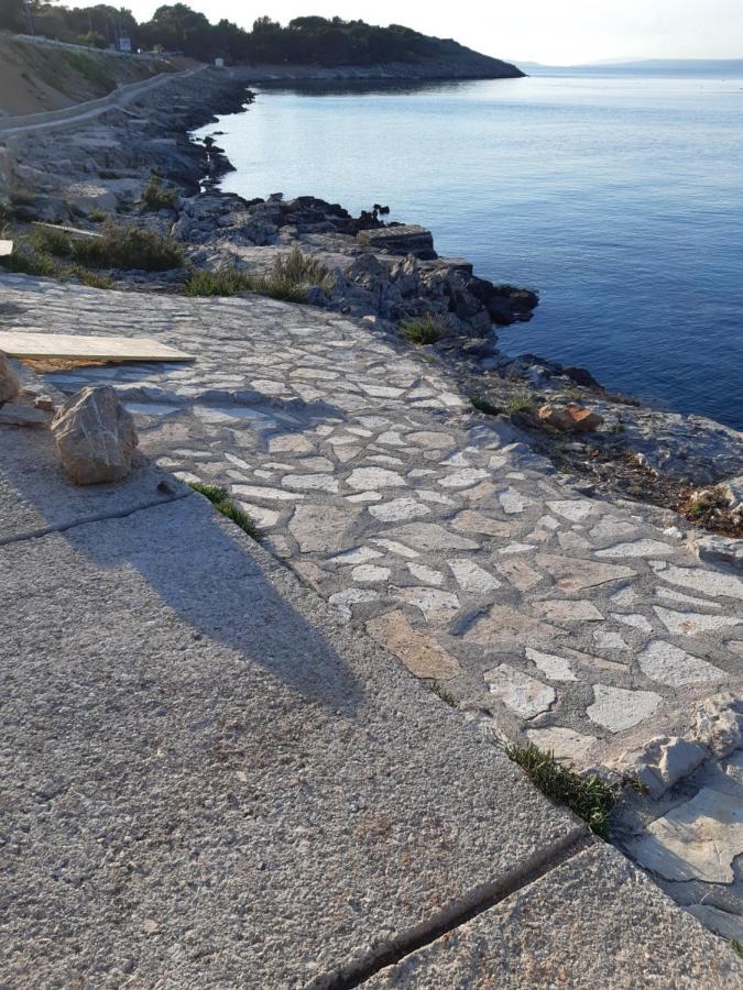 Apartments Zerjav Mali Losinj Ngoại thất bức ảnh