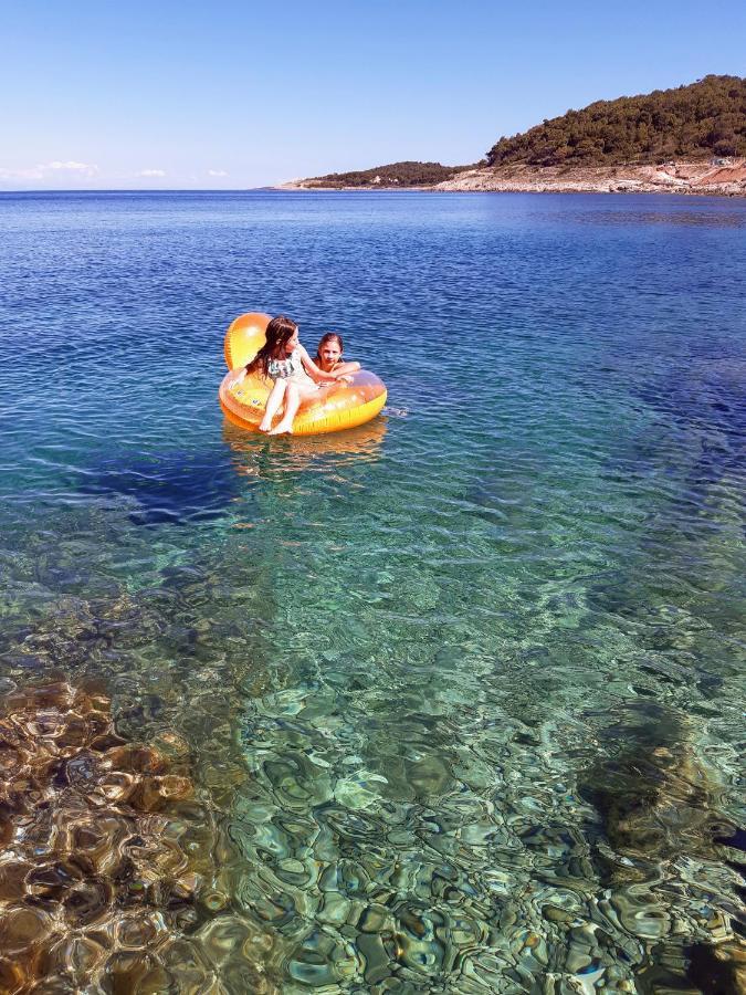 Apartments Zerjav Mali Losinj Ngoại thất bức ảnh