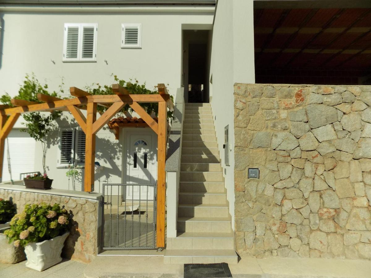 Apartments Zerjav Mali Losinj Ngoại thất bức ảnh