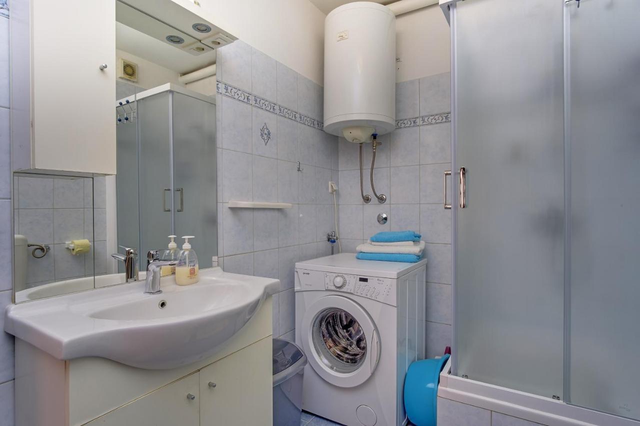 Apartments Zerjav Mali Losinj Ngoại thất bức ảnh