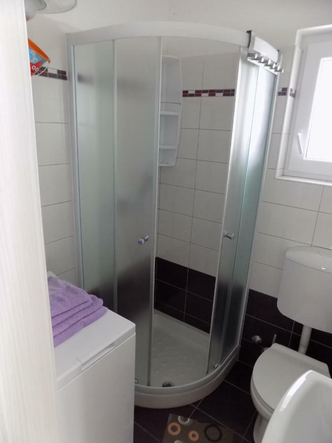 Apartments Zerjav Mali Losinj Ngoại thất bức ảnh